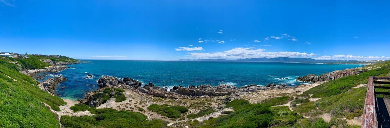 Sage At Whale Cove - Sea Facing Apartment デ・ケルデルス エクステリア 写真